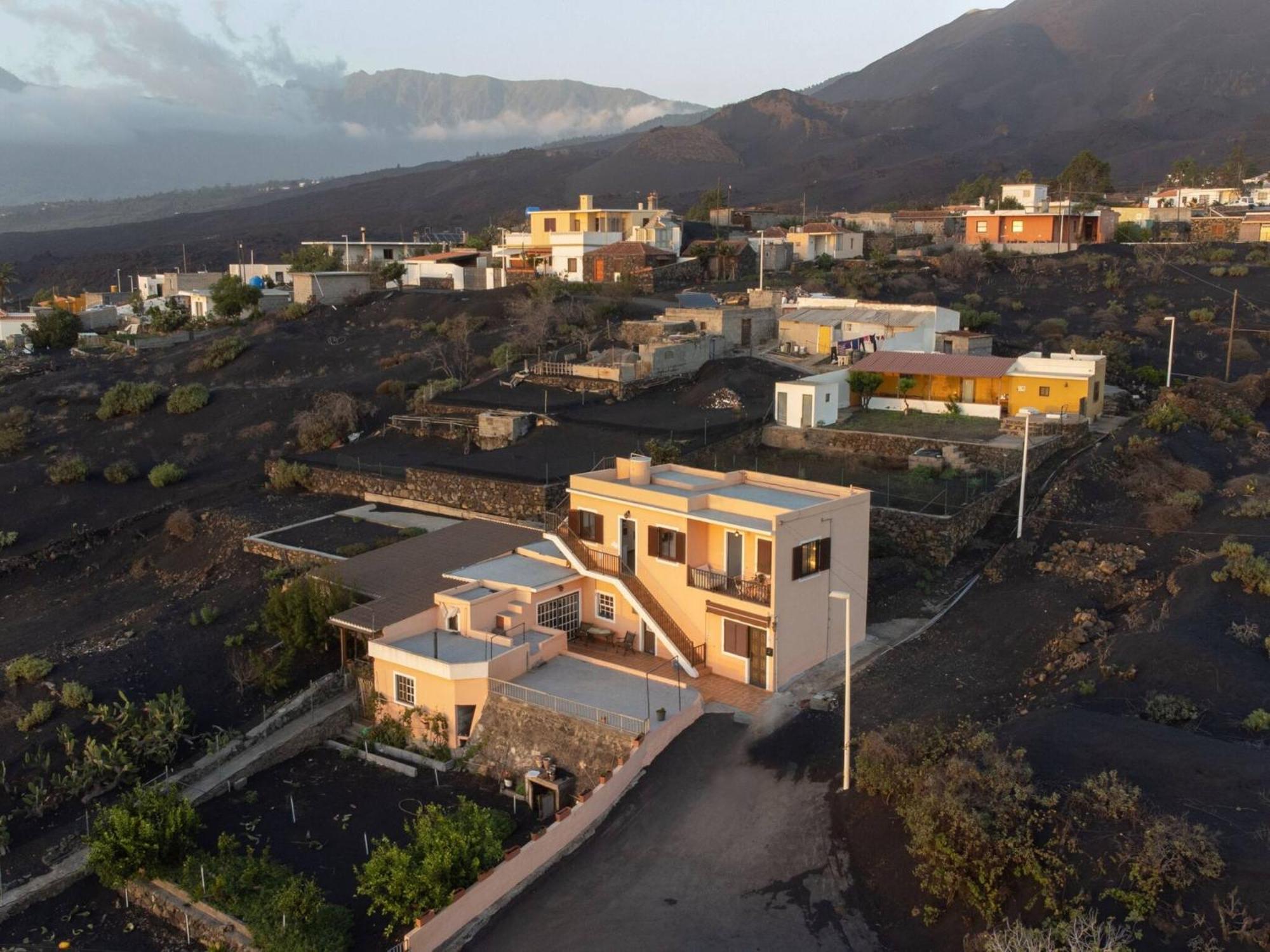 Finca Las Huellas - Moderno Apartamento Con Vistas Al Mar Y Al Volcan Los Llanos De Aridane Exterior photo
